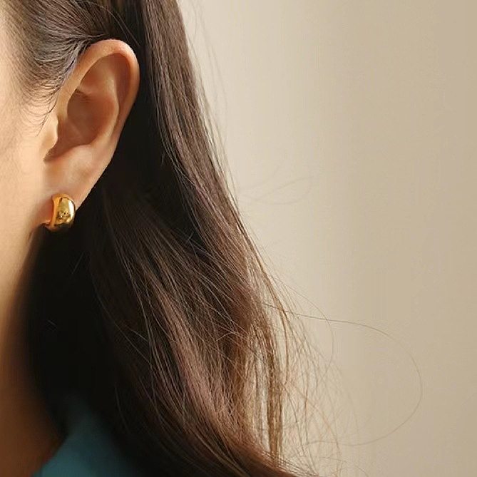 1 Pair Modern Style C Shape Asymmetrical Plating Copper 18K Gold Plated Earrings