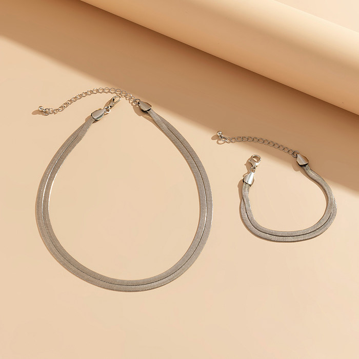 Simple Style Classic Style Solid Color Copper Layered Bracelets