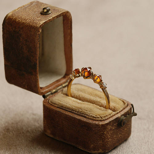 Modischer offener Ring mit geometrischem Kupfer-Inlay und Zirkon, 1 Stück