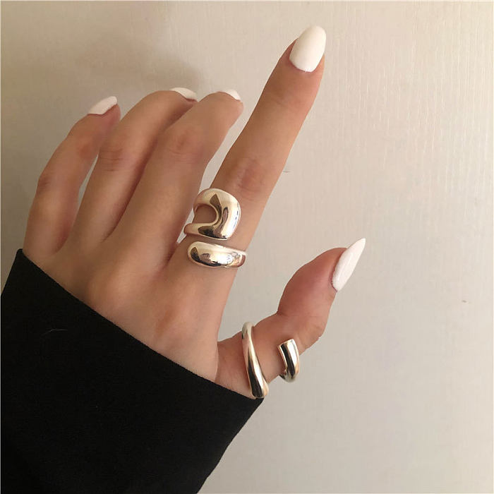 Fashion Double-layer Hollow Niche Design Staggered Irregular Curve Opening Copper Ring