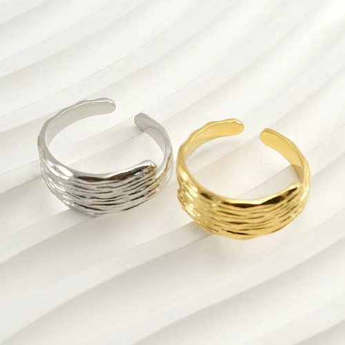 O estilo clássico C dá forma ao titânio de aço chapeamento 18K anéis abertos banhados a ouro