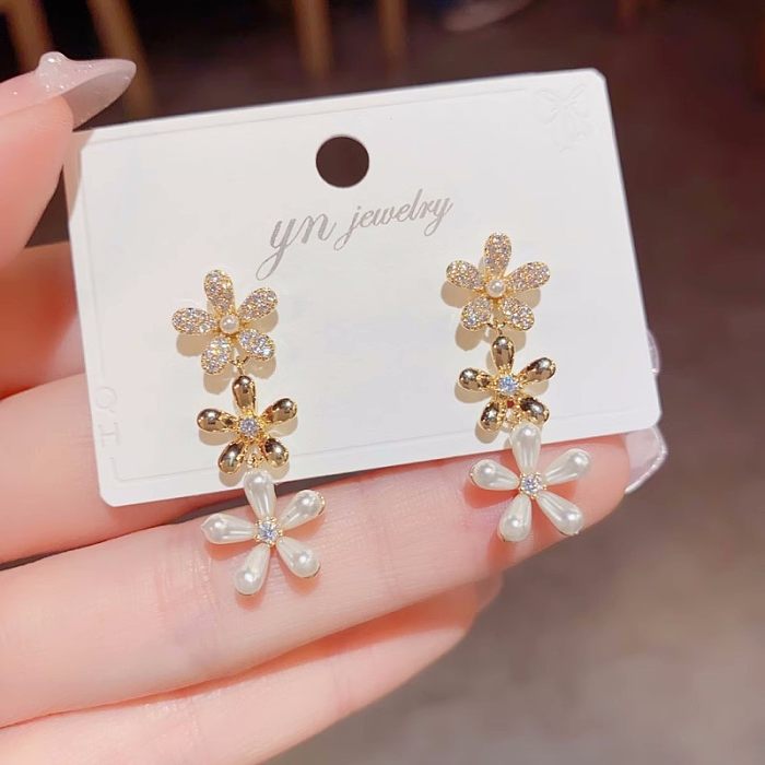 1 Pair Sweet Flower Copper Plating Inlay Artificial Pearls Zircon 14K Gold Plated Drop Earrings