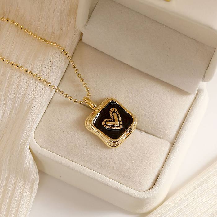 Collier pendentif en cuivre et émail en forme de cœur carré doux