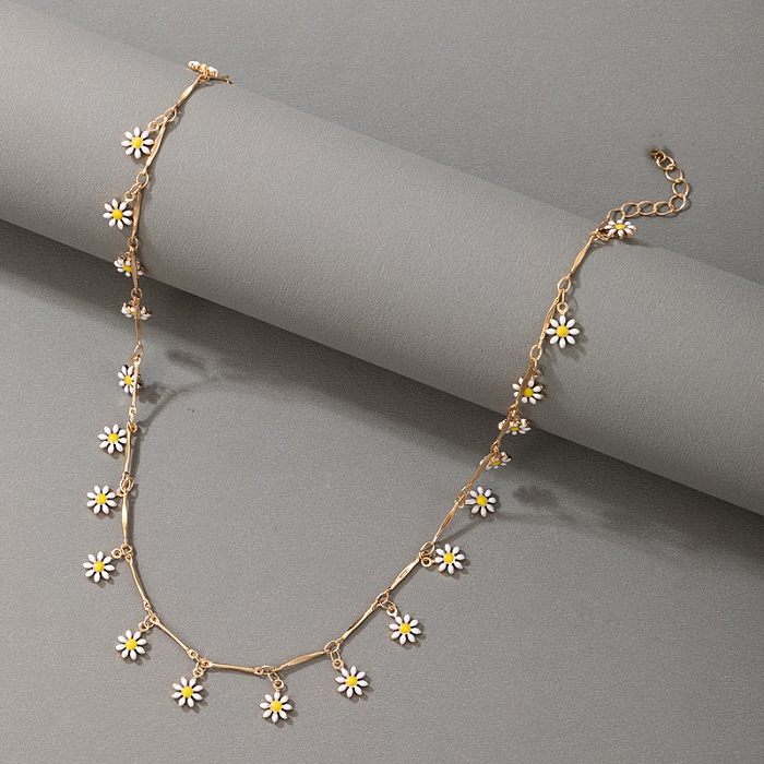 1 Stück modische Gänseblümchen-Halskette mit Kupfer-Quastenbeschichtung