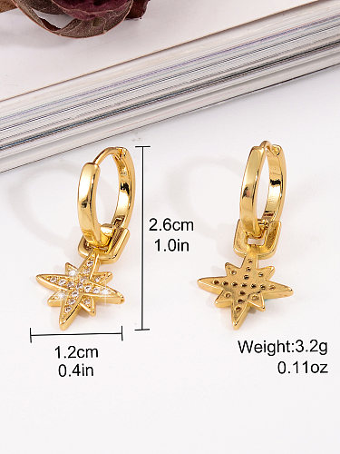 1 Paar schlichte Ohrhänger mit Sterneinlage aus Kupfer und Zirkon mit 18-karätiger Vergoldung