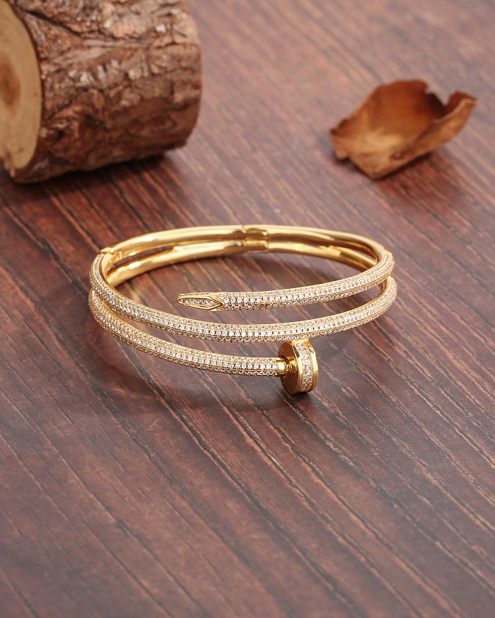 Luxuoso estilo moderno brilhante cor sólida chapeamento de cobre incrustação zircão banhado a ouro 18K pulseira