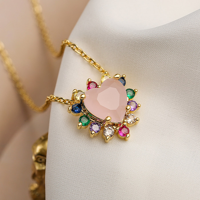 Luxurious Heart Shape Copper 18K Gold Plated Zircon Pendant Necklace In Bulk