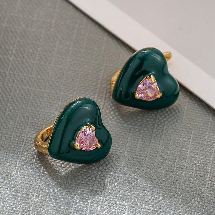 1 par de pendientes de circonita de cobre con incrustaciones de esmalte en forma de corazón estilo IG