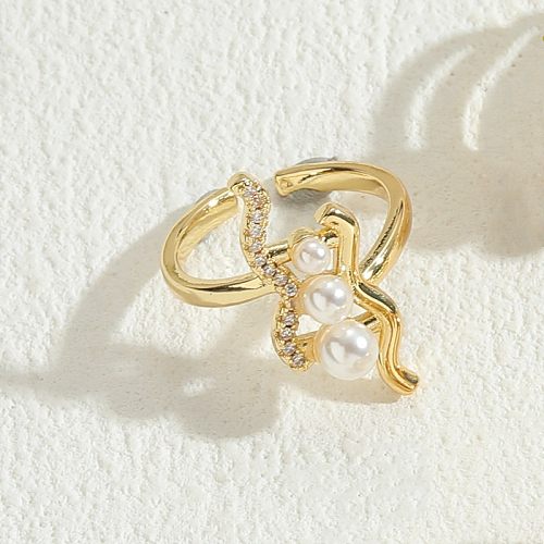 Luxuoso estilo clássico formato de coração revestimento de cobre embutido pérola zircão anéis abertos banhados a ouro 14K