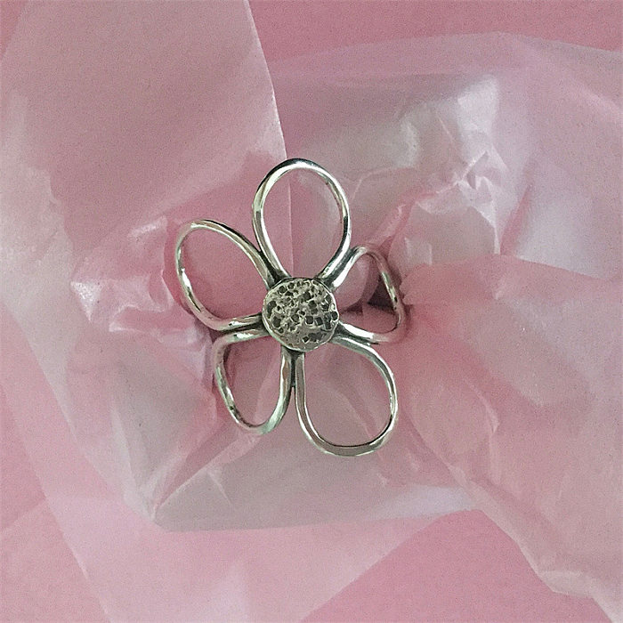 1 Stück einfacher offener Ring mit Blumenverkupferung