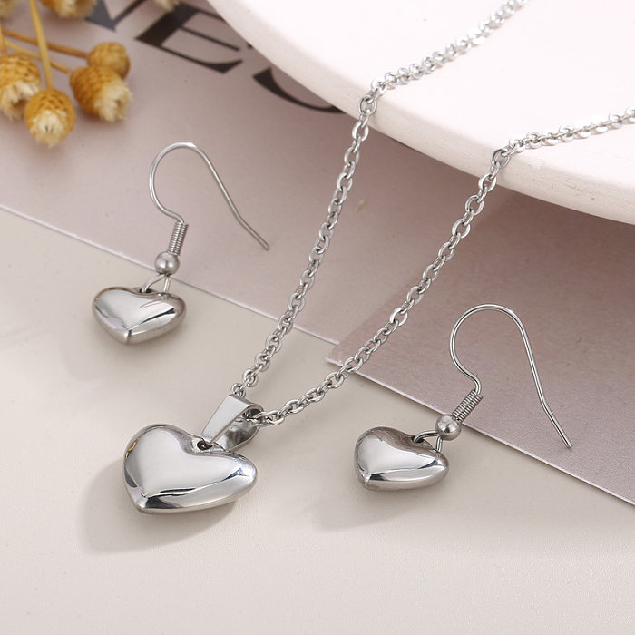Modern Style Heart Shape Titanium Steel Plating 18K Gold Plated Earrings Necklace