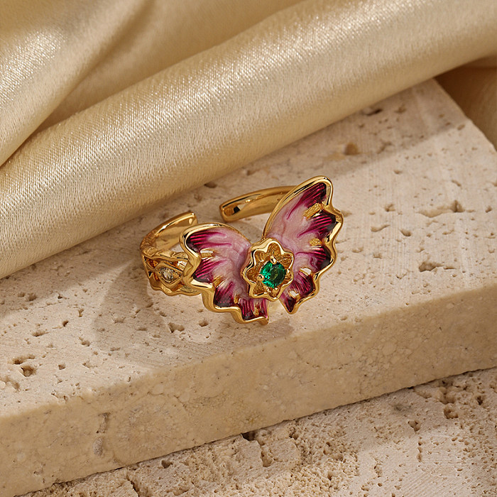 Estilo simples borboleta artística chapeamento de cobre escavar incrustações de zircão 18K anéis abertos banhados a ouro