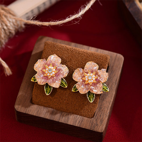 1 Pair Elegant Retro Flower Plating Inlay Copper Artificial Crystal Artificial Pearls 14K Gold Plated Ear Studs