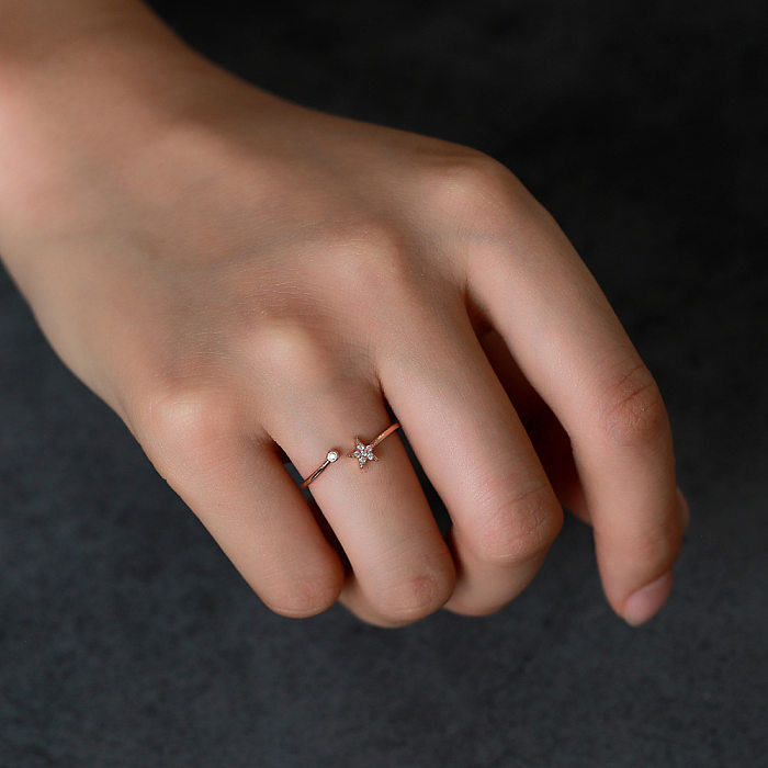 Korea-Diamantringe, süßer, einfacher fünfzackiger Sternring, frischer, wilder, mit Diamanten besetzter Sternöffnungsring für Frauen, literarischer Schmuck, Großhandelsschmuck