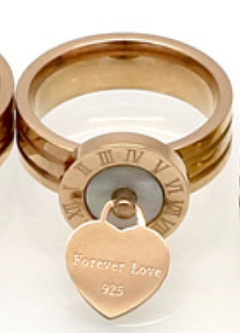 1 peça de anéis de chapeamento de aço de titânio em forma de coração com letras da moda