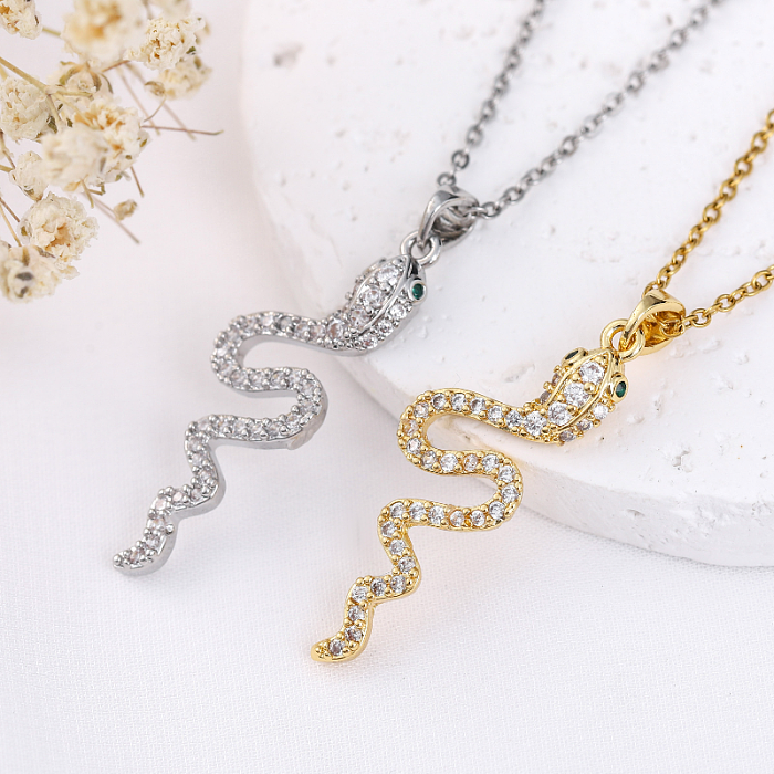 Einfache Schlangen-Halskette mit Anhänger aus Edelstahl, Kupfer-Inlay und Zirkon