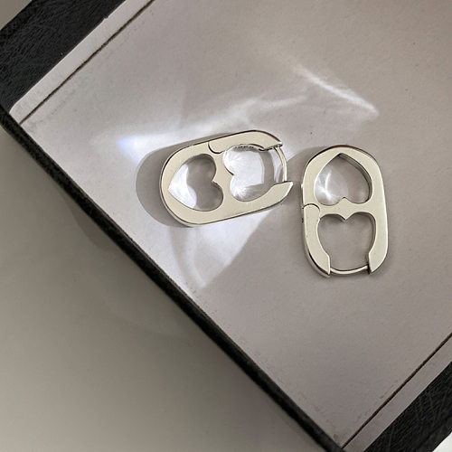 1 paire de clous d'oreilles en cuivre plaqué en forme de cœur géométrique, Style Simple