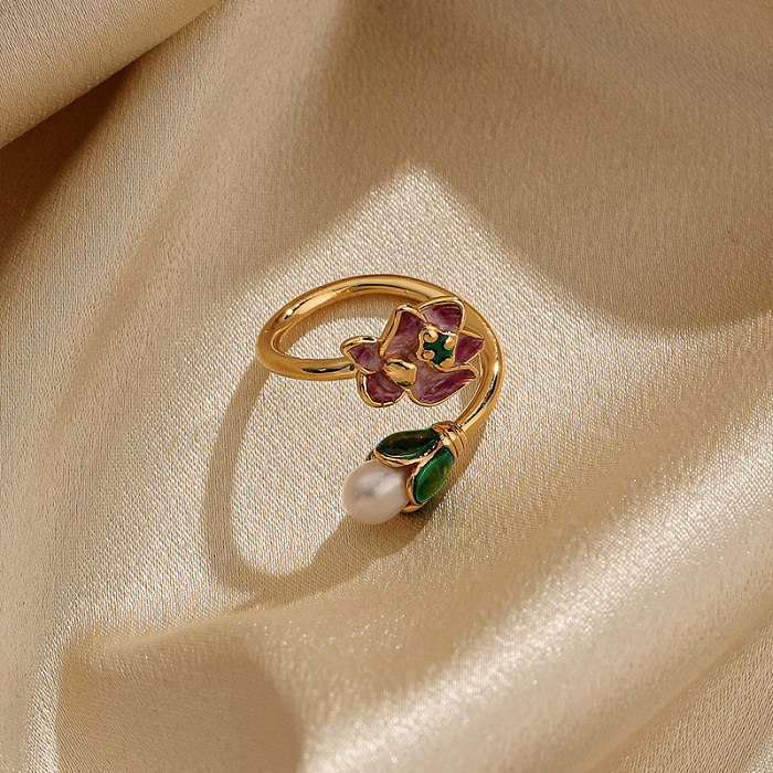 Elegante retro flor chapeamento de cobre embutimento pérola 18K anéis abertos banhados a ouro