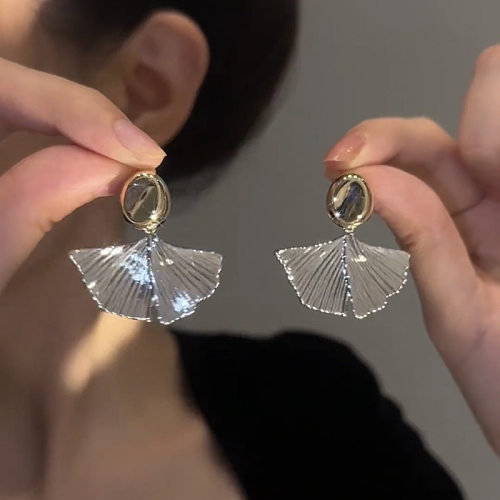1 paire de boucles d'oreilles pendantes en cuivre plaqué géométrique pour femme