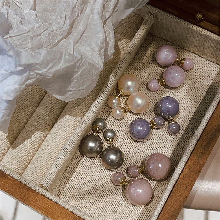 1 par de pendientes de cobre chapados en perlas para mujer