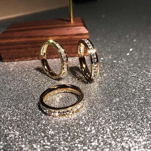 Anéis geométricos de zircão de aço de titânio da moda