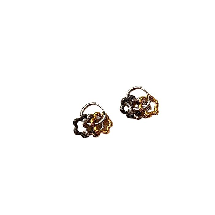 1 paire de boucles d'oreilles en cuivre plaqué fleur de style simple
