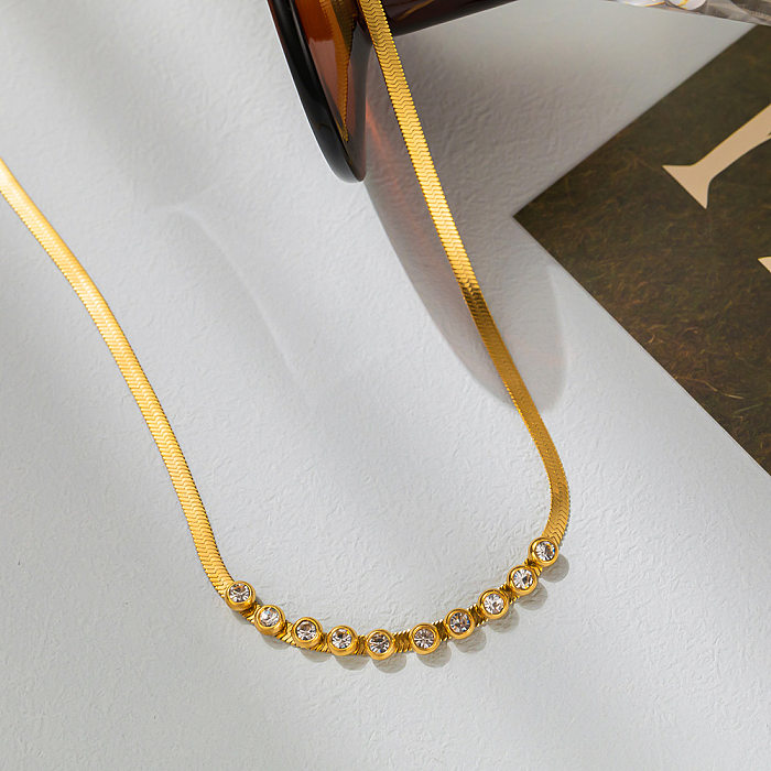 Glamouröse runde Titanstahl-Inlay-Strasssteine, 18 Karat vergoldete Armbänder, Ohrringe, Halskette