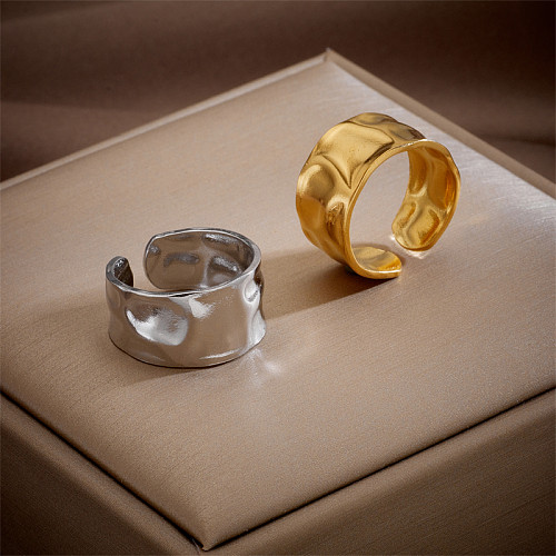 Anneaux ouverts en acier titane irrégulier de style simple, anneaux en cuivre plaqués or