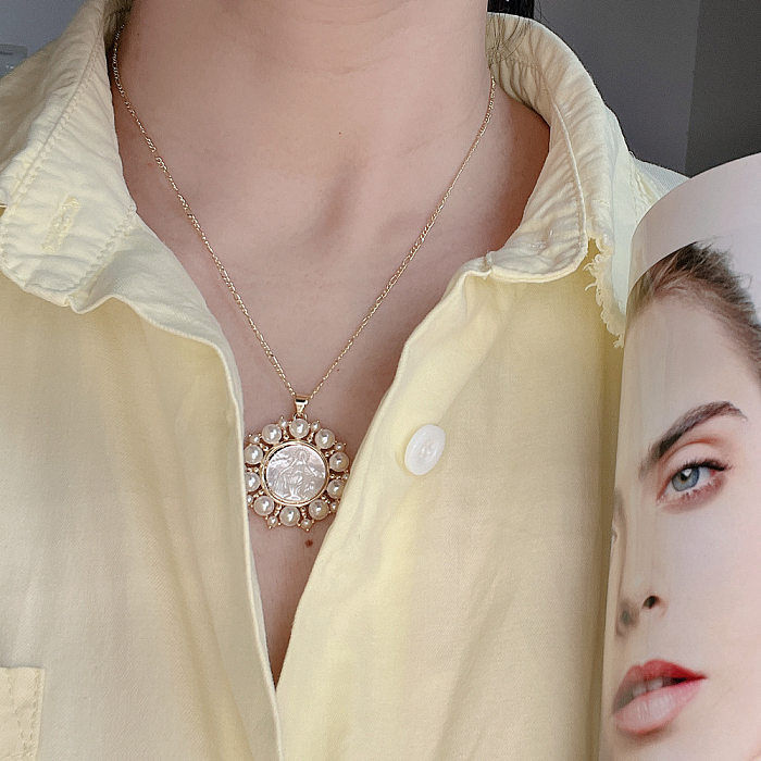 Collier avec pendentif en perles rondes et incrustées de cuivre de style simple