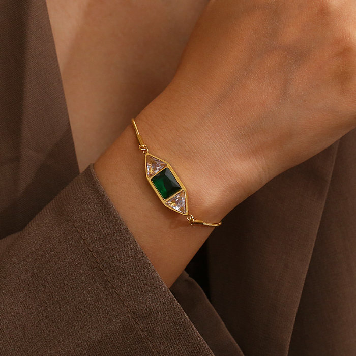 Colar de pulseiras banhado a ouro 18K em formato de coração estilo simples em aço inoxidável
