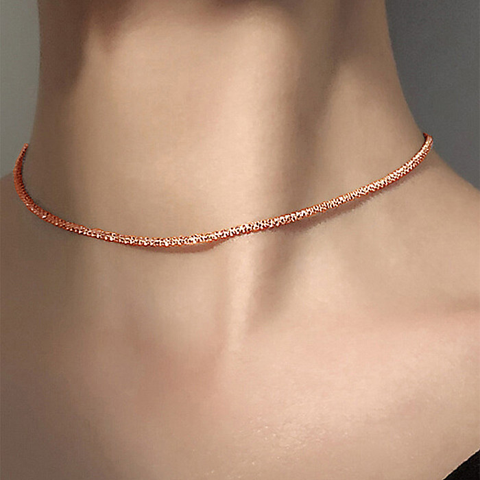 Collar de cobre de color sólido de estilo moderno elegante a granel