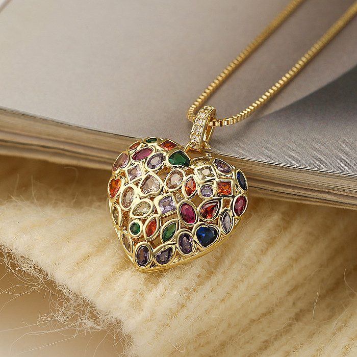 Collier pendentif plaqué or 18 carats avec incrustation de cuivre en forme de cœur brillant rétro