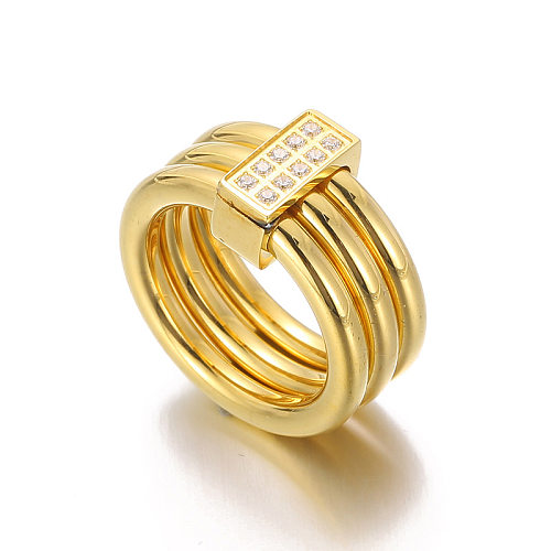 Japanische und koreanische Mode und trendige Accessoires Großhandel Edelstahl galvanisiert 18 Karat Gold Drei-Ring-CNC-Diamant-Damenring