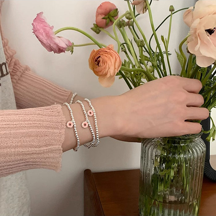 Bracelets en cuivre à fleurs douces