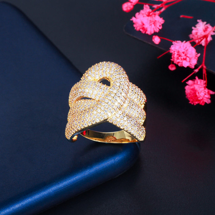 Luxuriöse einfarbige Kupferbeschichtung mit künstlichen Edelsteinen, weißvergoldete rhodinierte Ringe