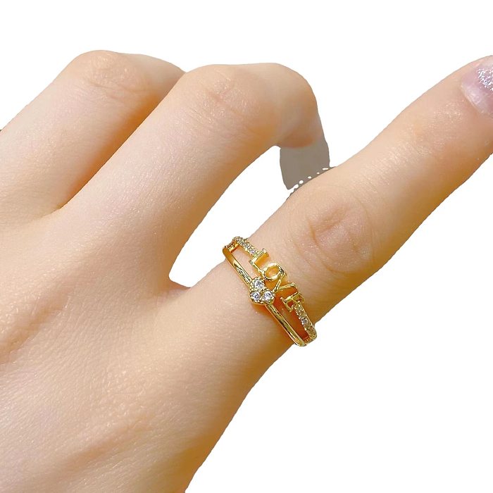 Süßer offener Ring in Herzform mit Kupferbeschichtung und Inlay aus Zirkon