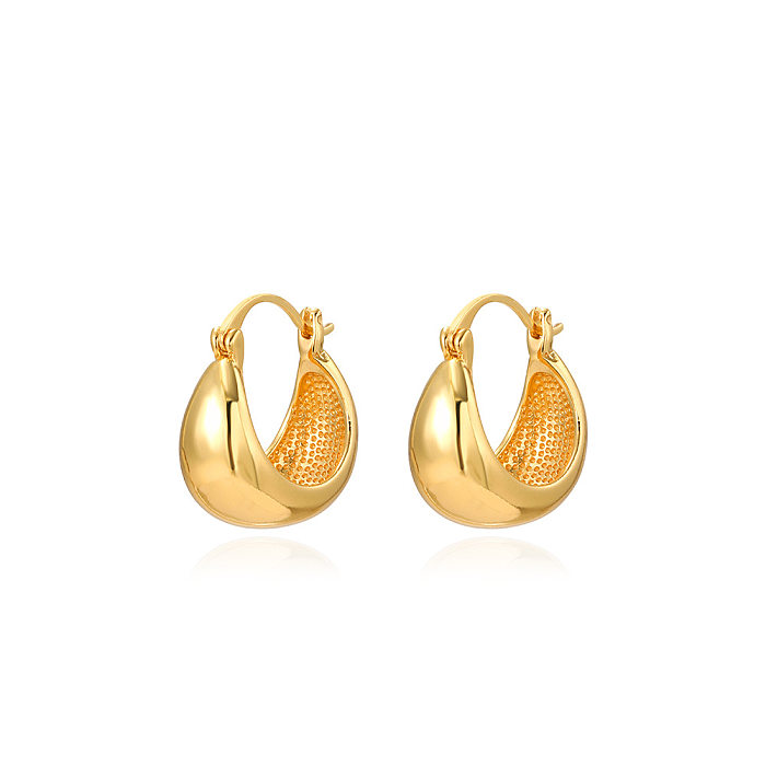 1 Pair Retro Lady U Shape Heart Shape Twist Plating Copper 18K Gold Plated Earrings