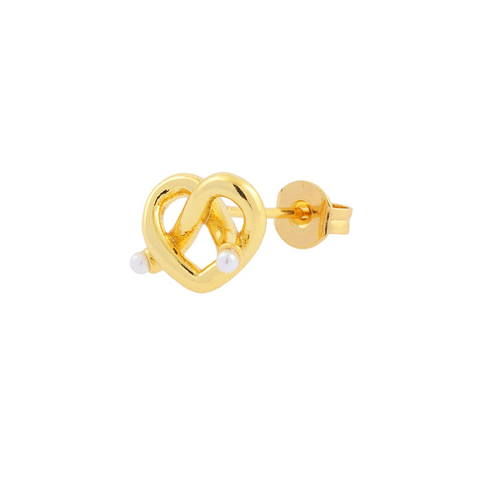 1 Pair Sweet Simple Style Heart Shape Plating Plastic Resin Copper 18K Gold Plated Ear Studs