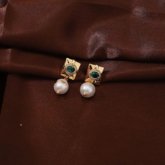 1 paire de boucles d'oreilles plaquées or 18 carats, Style rétro Simple, incrustation carrée en cuivre, perle d'eau douce, Zircon, clous d'oreilles