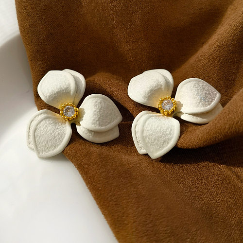 1 par de brincos de orelha de zircônia incrustados de cobre com flores da moda