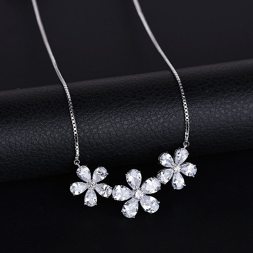 Sweet Simple Style Flower Copper Plating Inlay Zircon Necklace