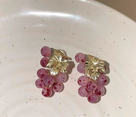 1 paire de boucles d'oreilles pendantes en cuivre plaqué or, fruits mignons