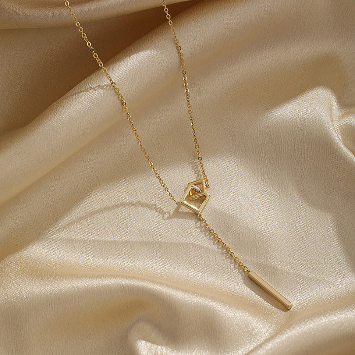 Lässige, schlichte Halskette mit geometrischer Verkupferung und 18-Karat-Vergoldung