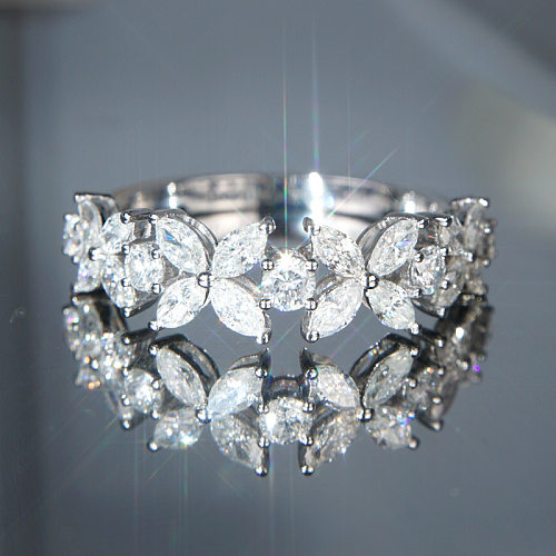 Mode Neue Einfache Vierblättriges Kleeblatt Zirkon Damen Blume Kupfer Ring