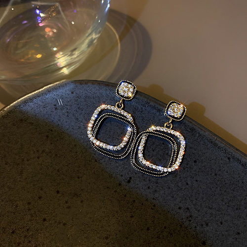 1 Paar elegante quadratische Überzug-Inlay-Kupfer-Ohrringe mit künstlichem Diamant
