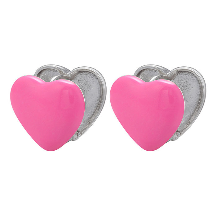 Brincos de orelha revestidos de latão em formato de coração da moda 1 par