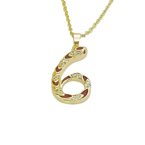 Collier élégant avec pendentif en forme de serpent et numéro de dame, plaqué cuivre, incrustation de strass