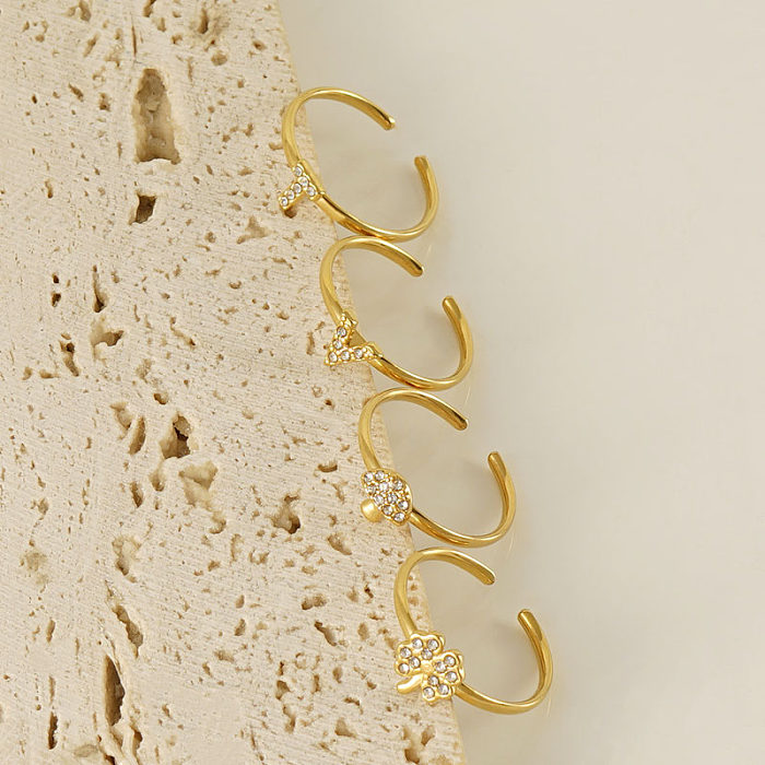 Atacado estilo simples trevo de quatro folhas carta cogumelo aço inoxidável 18K strass banhado a ouro anel aberto