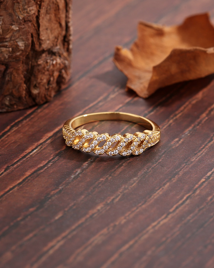 Anéis banhados a ouro 18K com embutimento de cobre geométrico glam