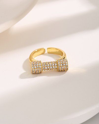 Luxurious Modern Style Cross Copper Plating Inlay Zircon 18K Gold Plated Rings